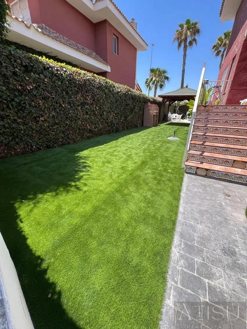 Venta de casa en San Juan de Alicante