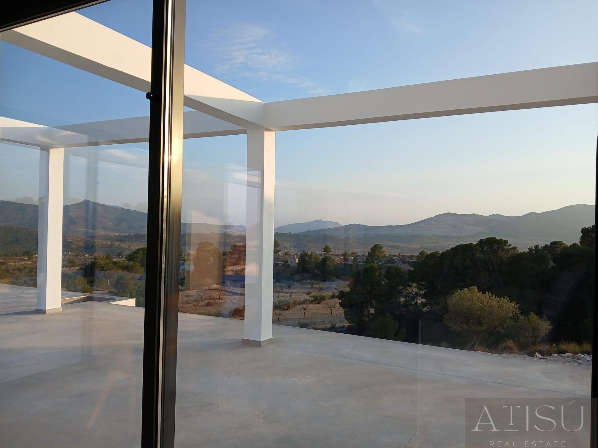 Venta de villa en Pinoso