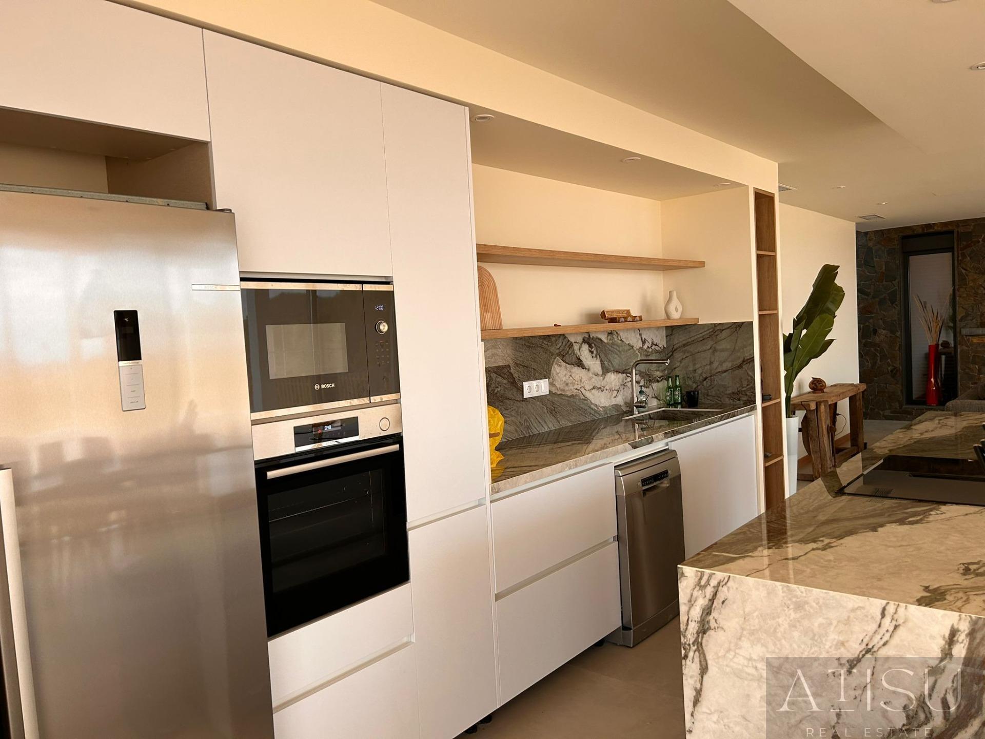 Venta de villa en Pinoso