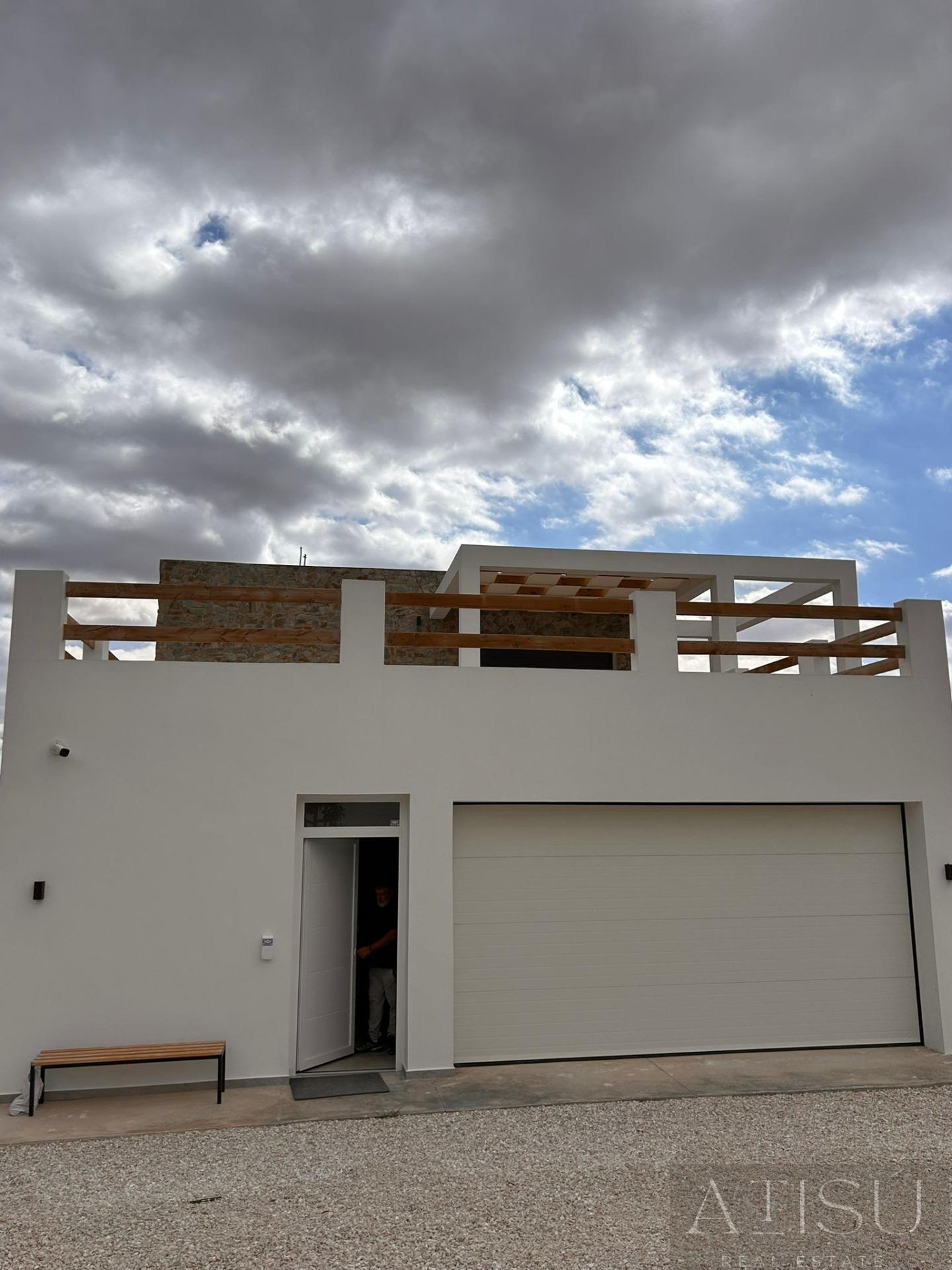 Venta de villa en Pinoso