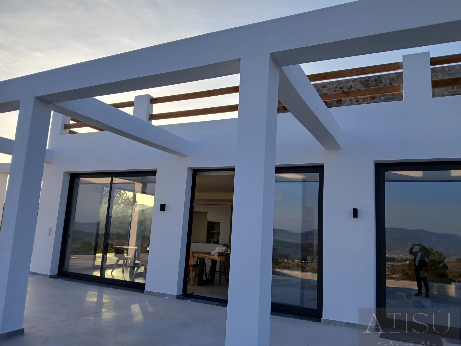 Venta de villa en Pinoso