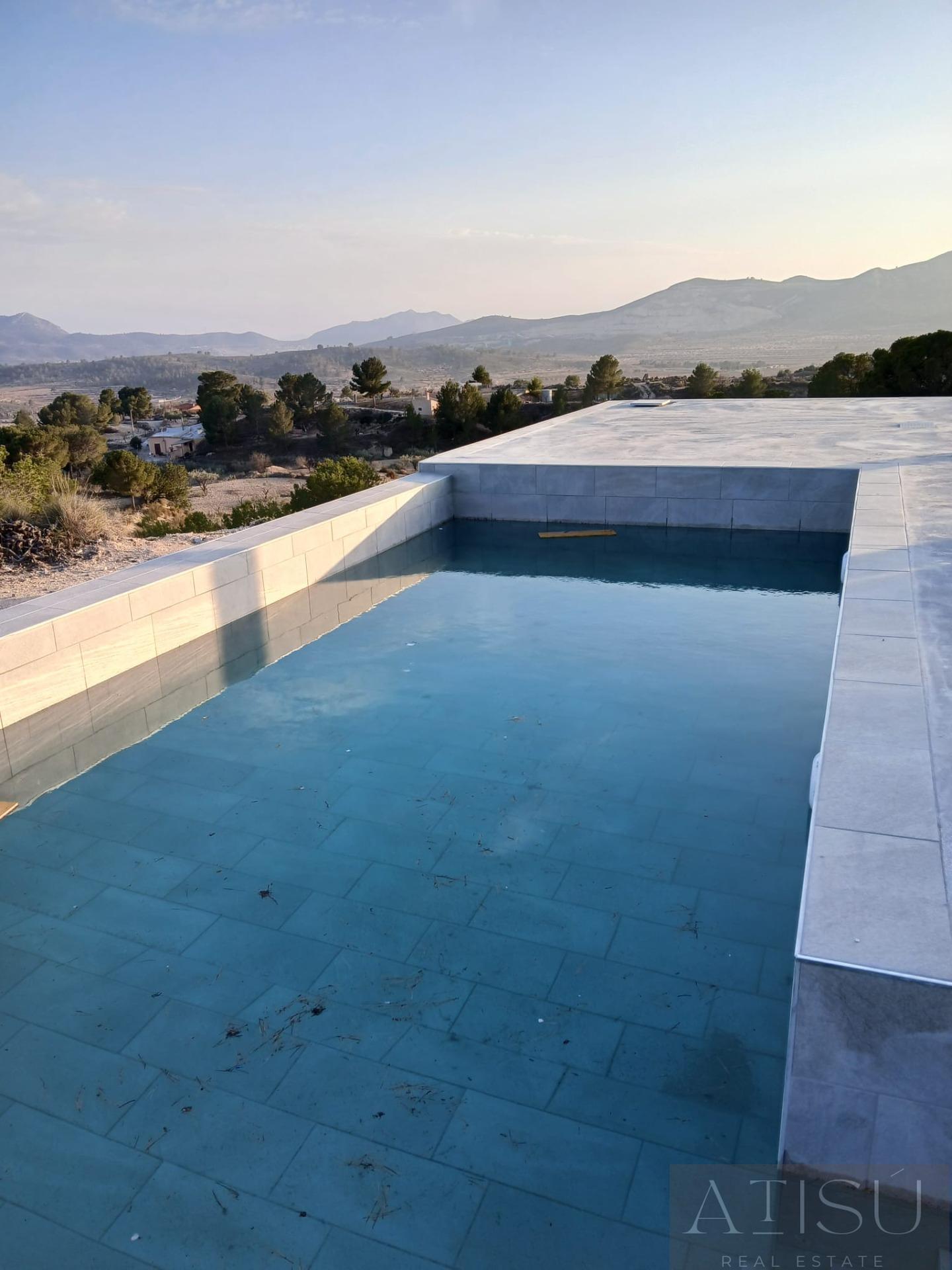 Venta de villa en Pinoso