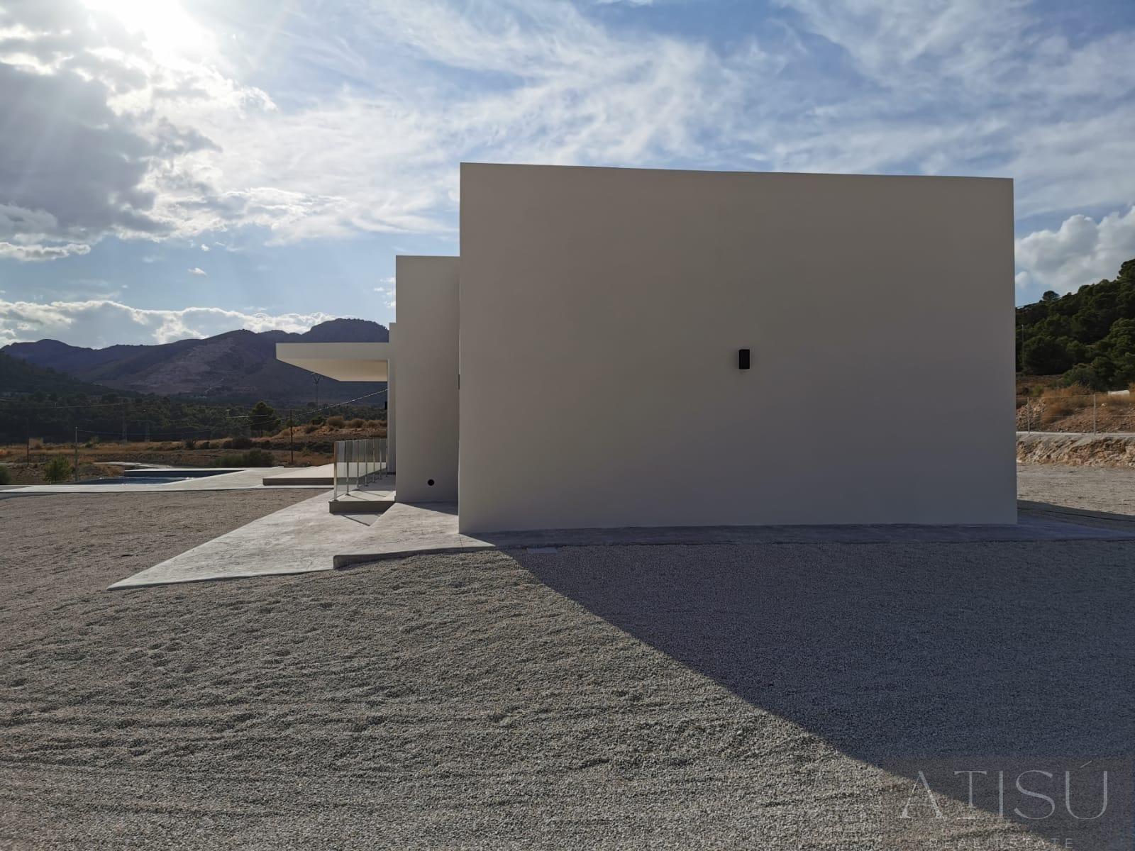 Venta de villa en Pinoso