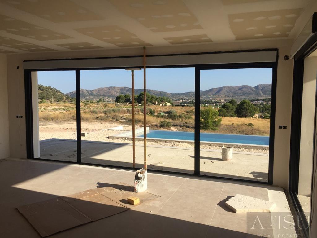 Venta de villa en Pinoso
