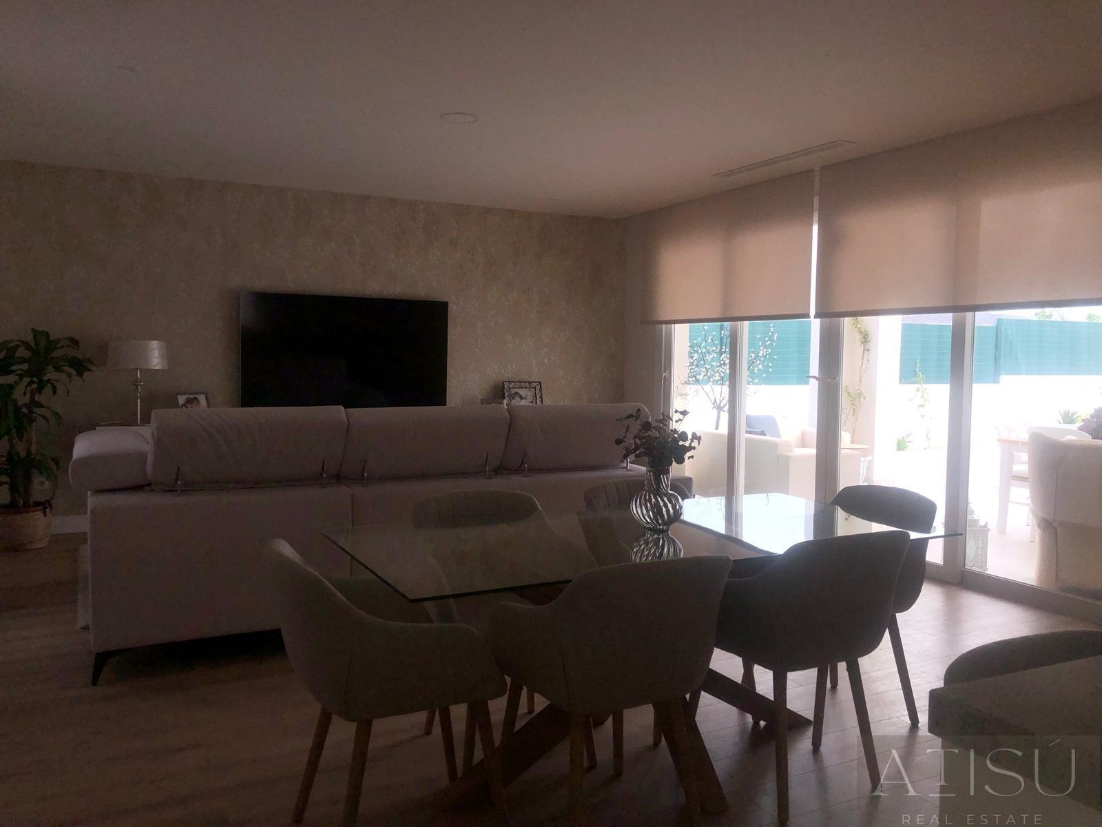 Venta de villa en Pinoso