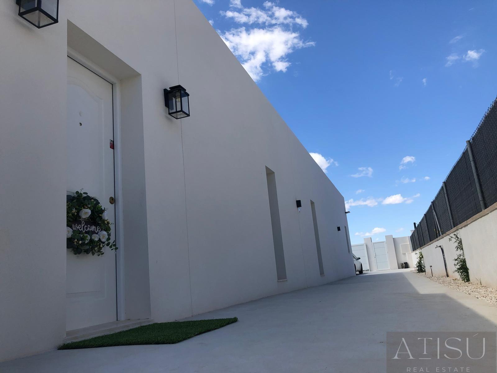 Venta de villa en Pinoso