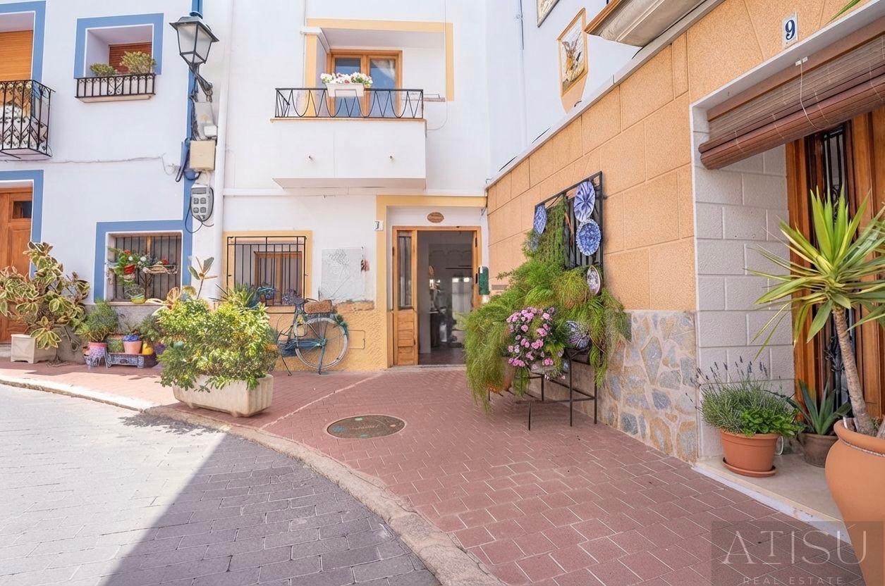 Venta de casa en Polop