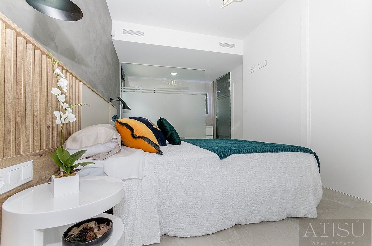 Venta de bungalow en San Miguel de Salinas