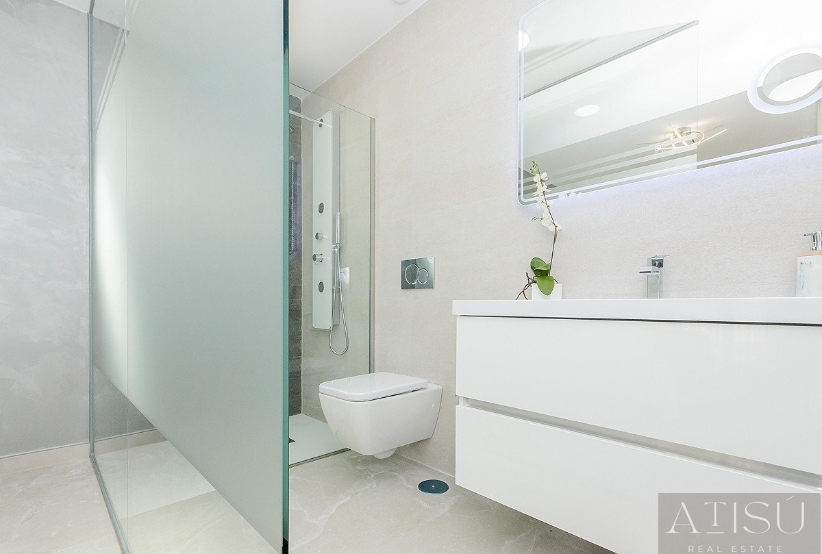 Venta de bungalow en San Miguel de Salinas
