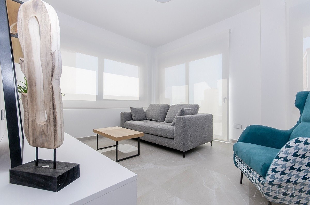 Venta de bungalow en San Miguel de Salinas