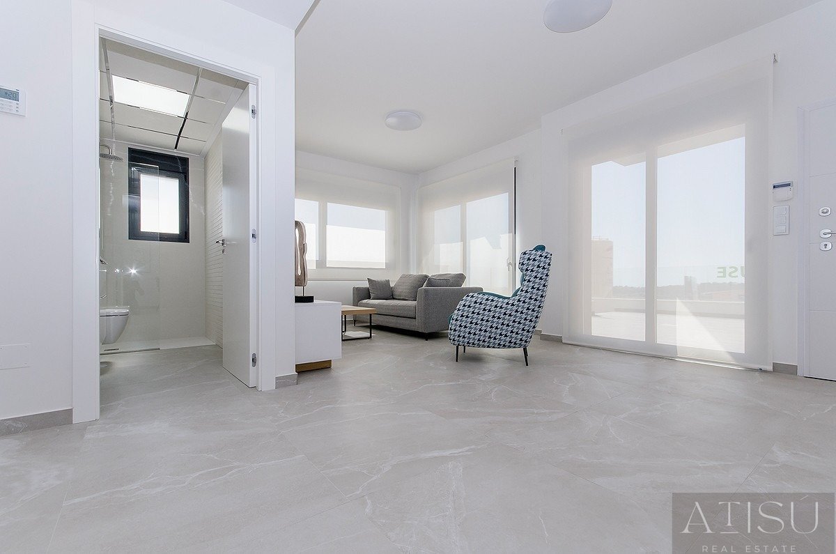 Venta de bungalow en San Miguel de Salinas