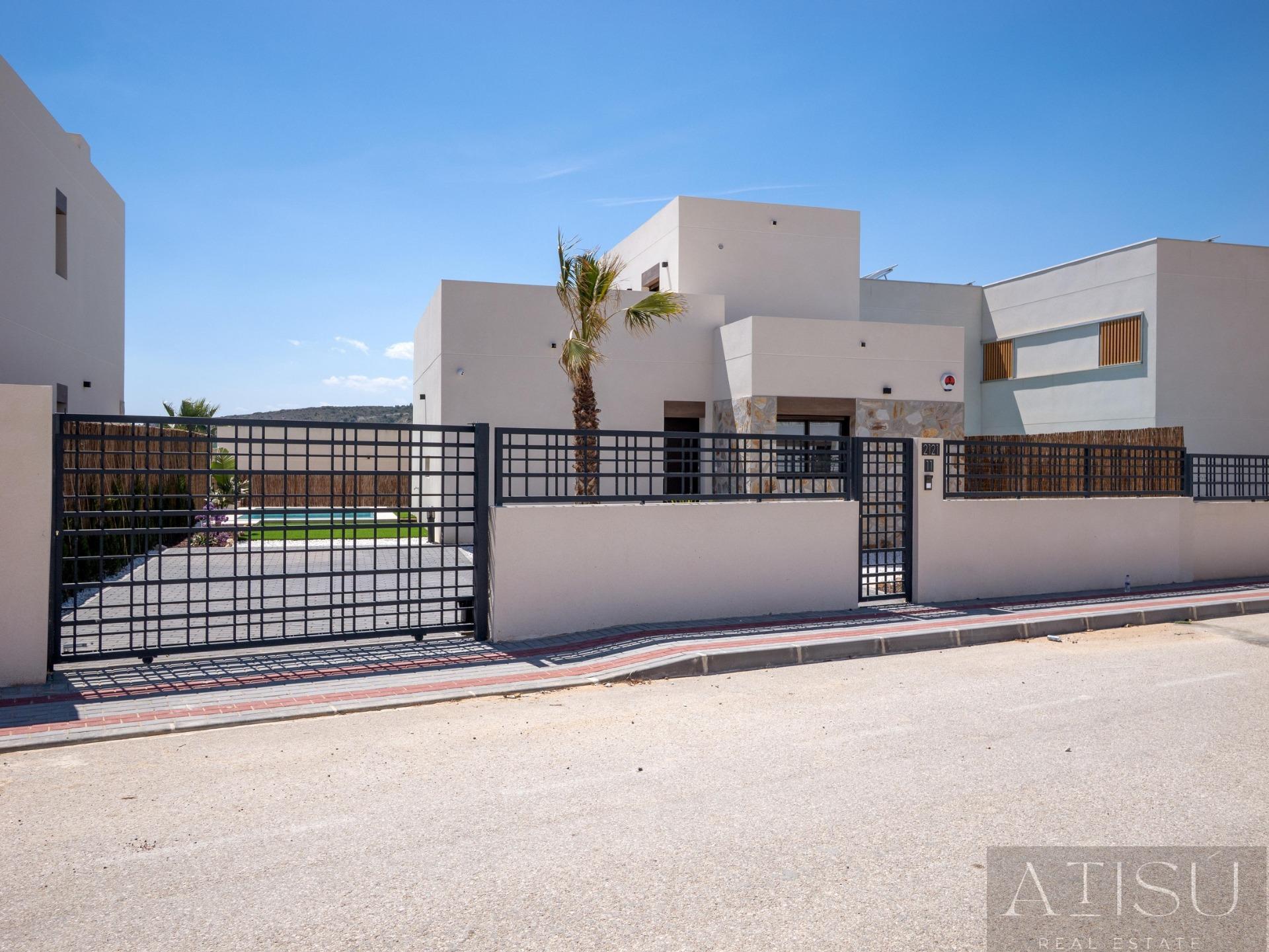 Venta de villa en Algorfa