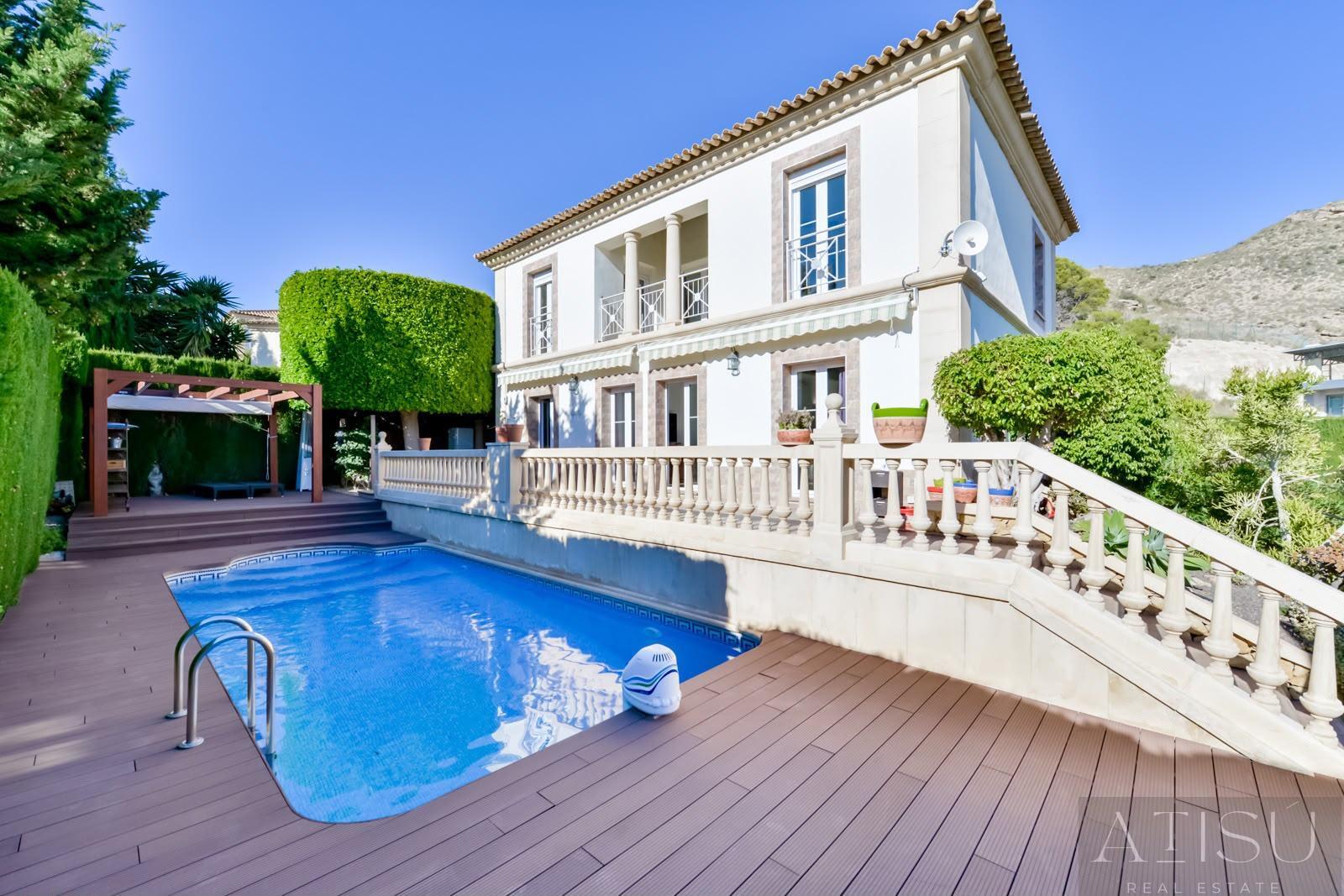 Venta de chalet en Finestrat