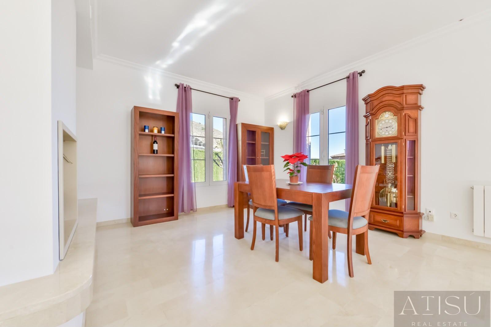 Venta de chalet en Finestrat