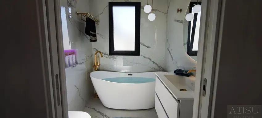 Venta de casa en Adsubia