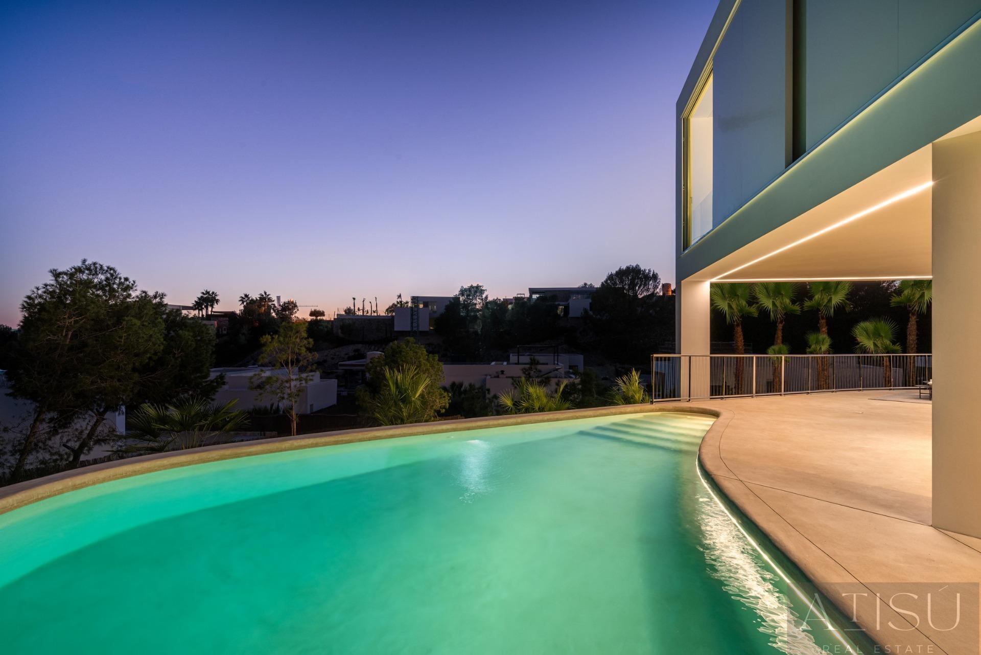 Venta de villa en Orihuela