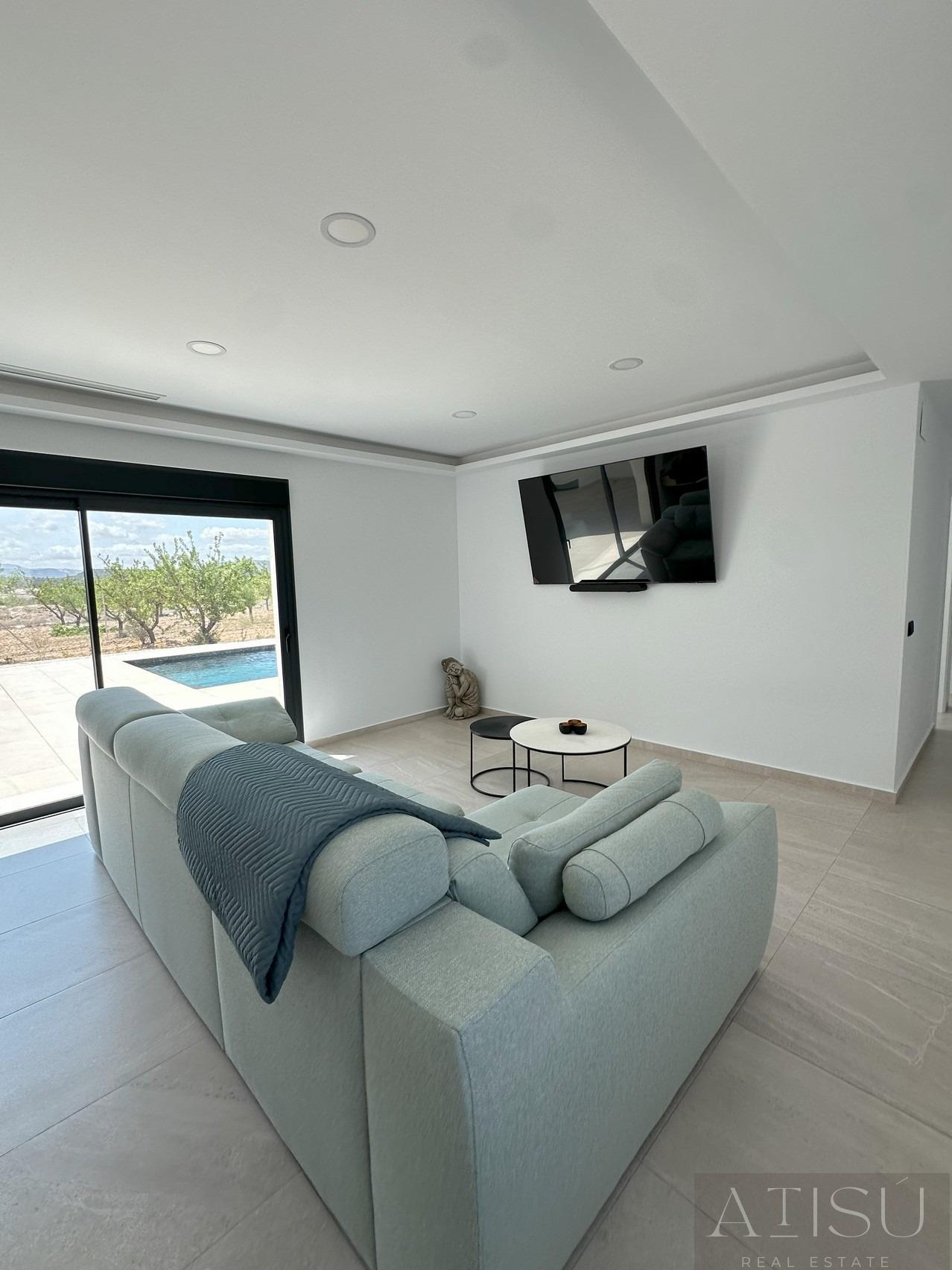 Venta de villa en Pinoso