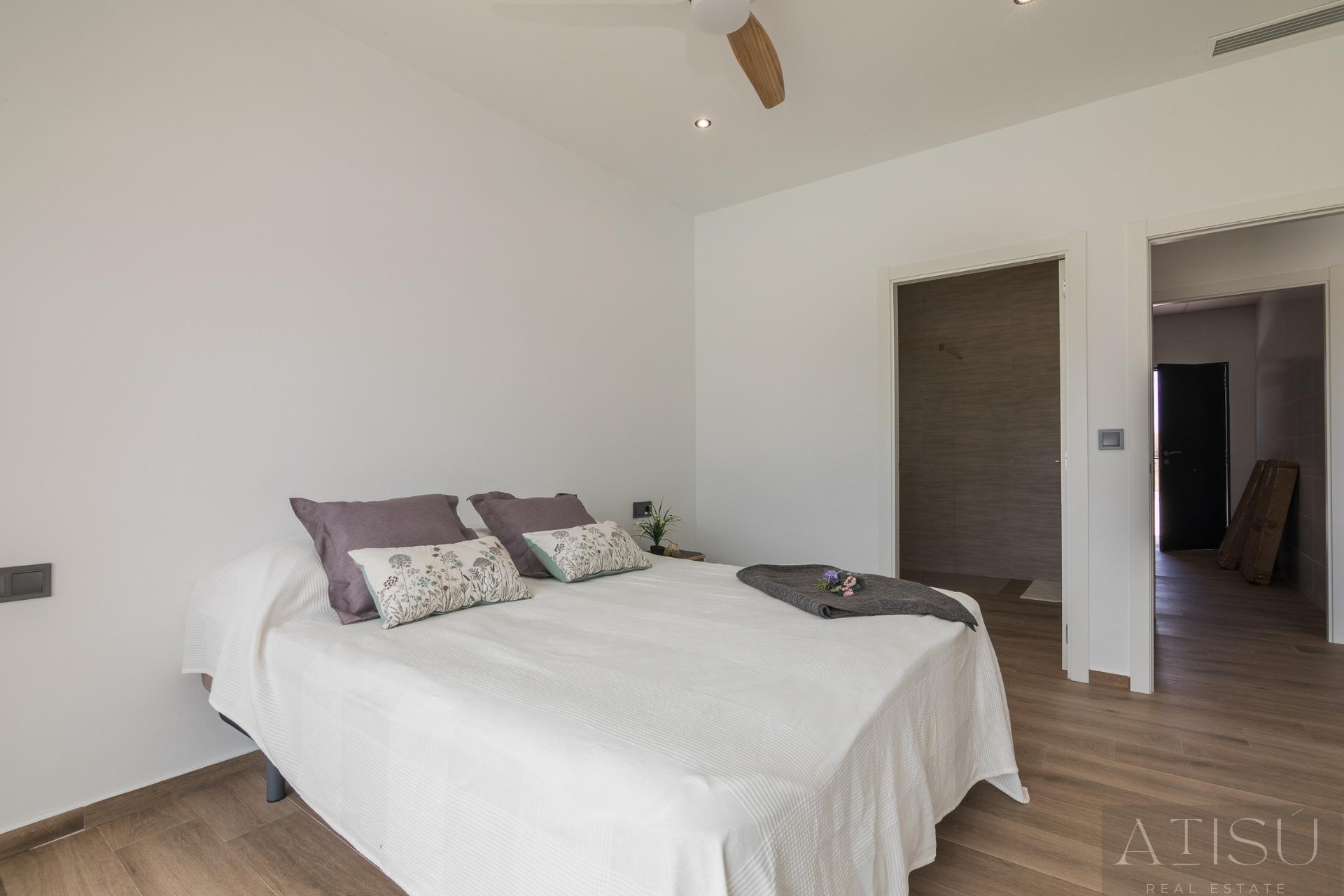 For sale of villa in Pinoso