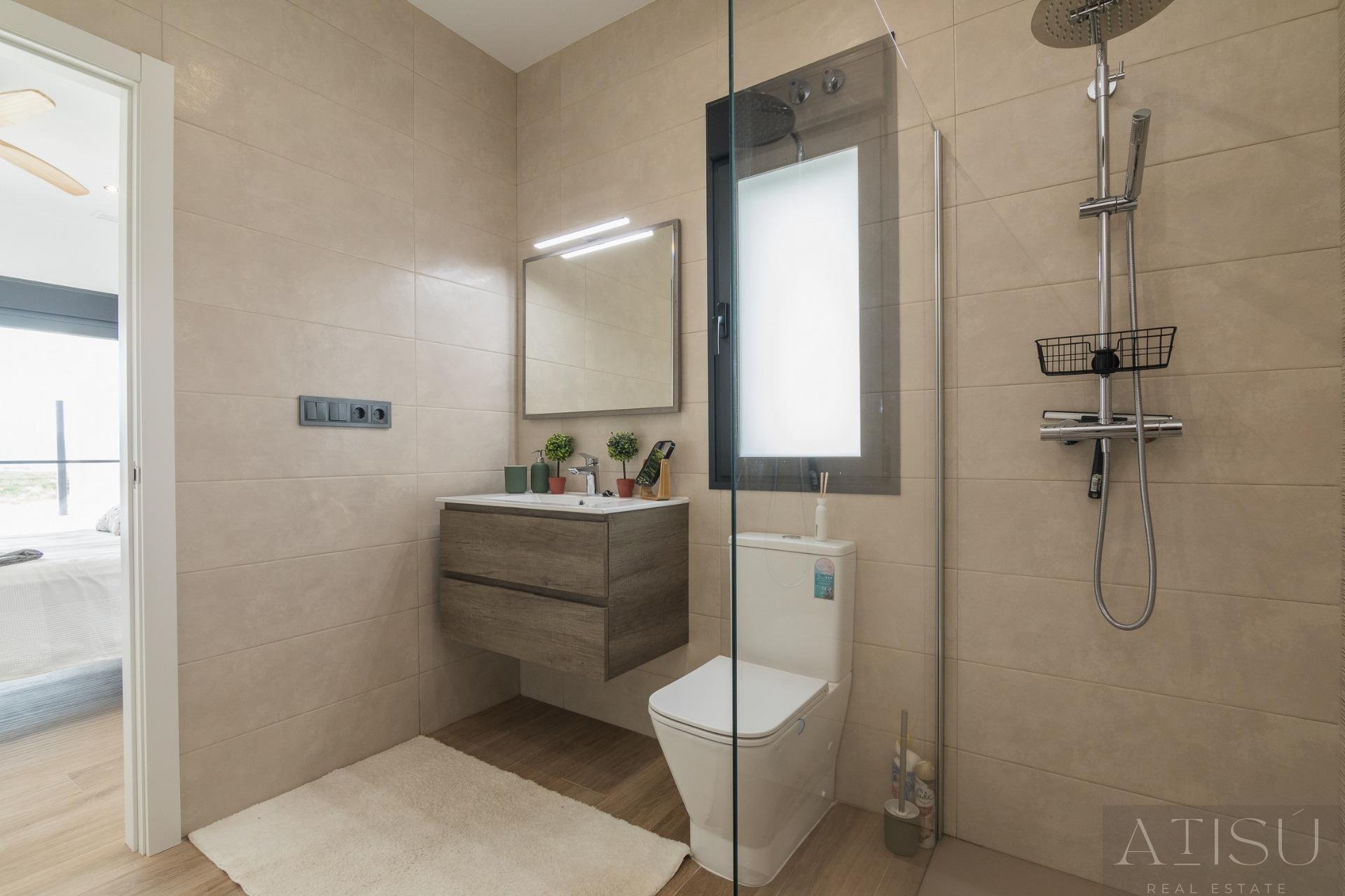 For sale of villa in Pinoso