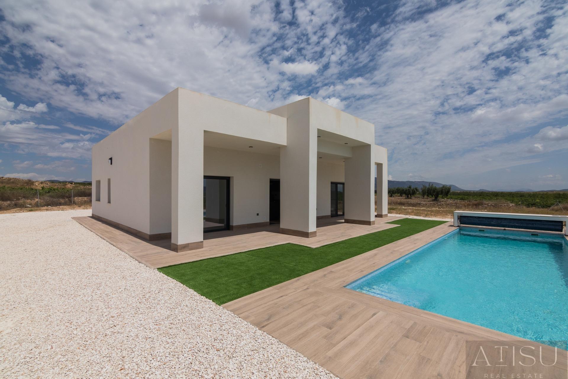 For sale of villa in Pinoso
