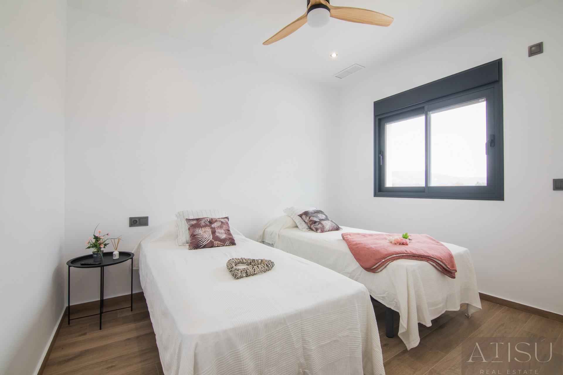 For sale of villa in Pinoso