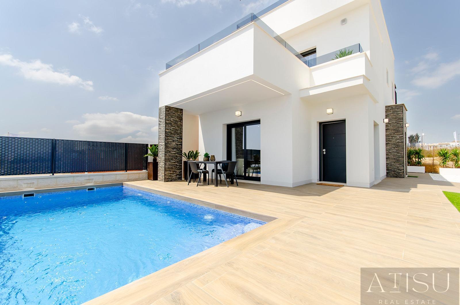 For sale of villa in Orihuela