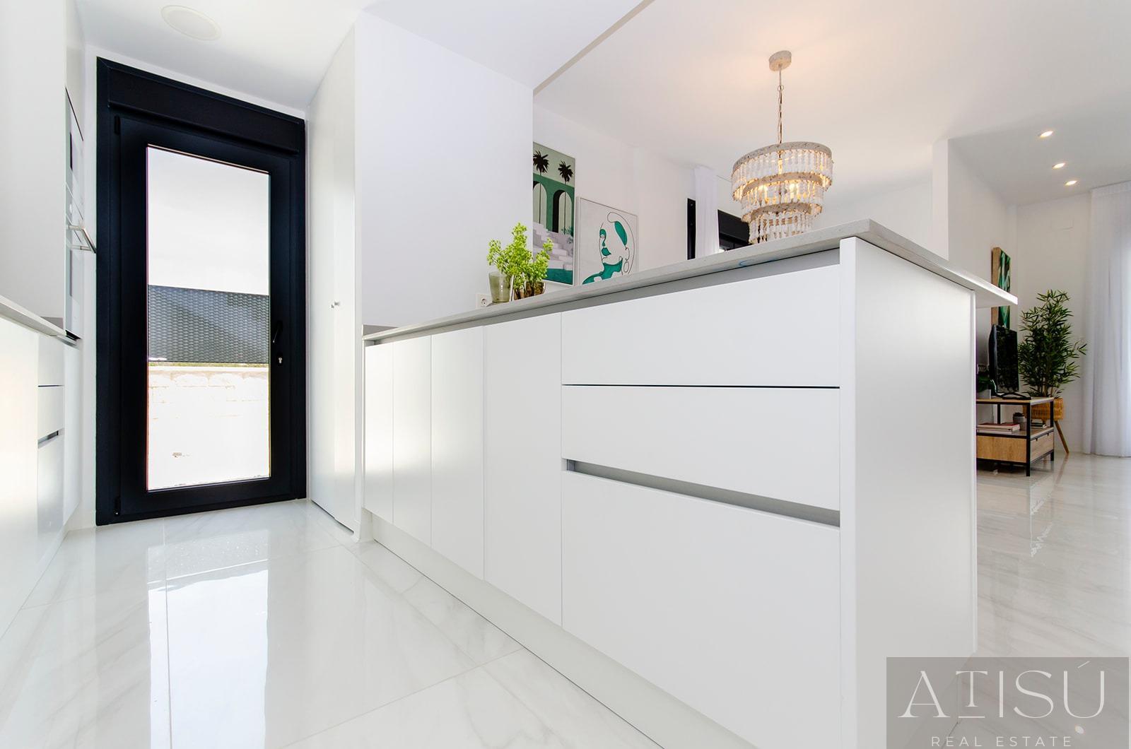 For sale of villa in Orihuela