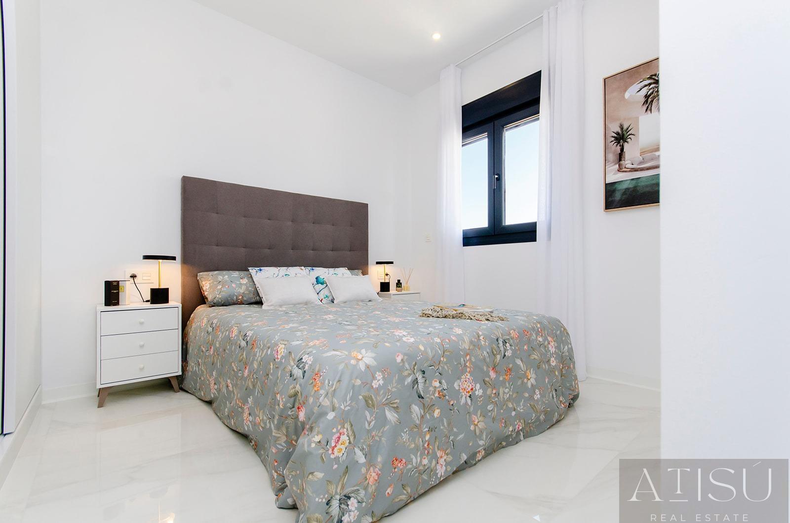 For sale of villa in Orihuela