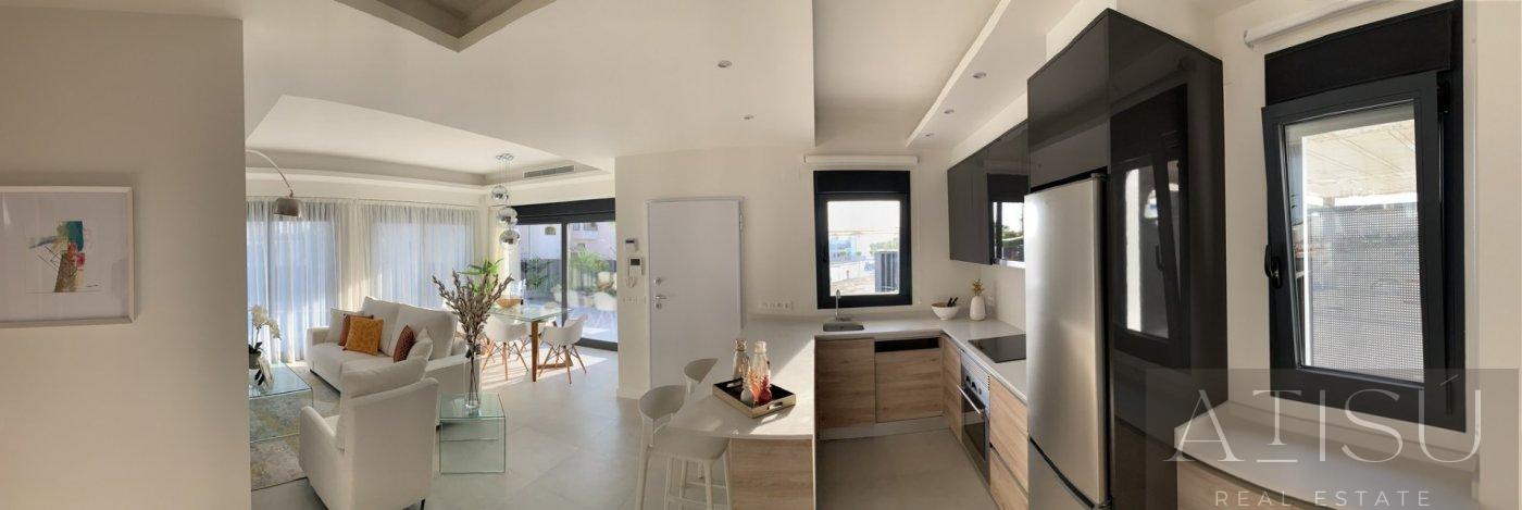 Venta de villa en Daya nueva