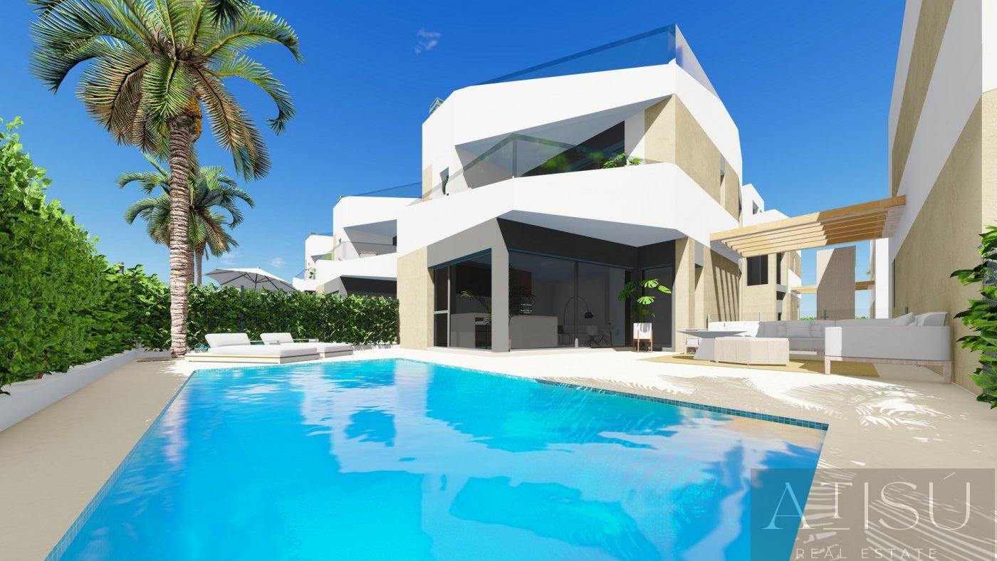 For sale of villa in Orihuela costa