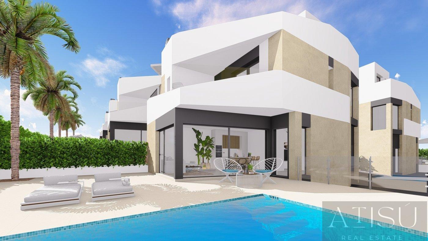 For sale of villa in Orihuela costa