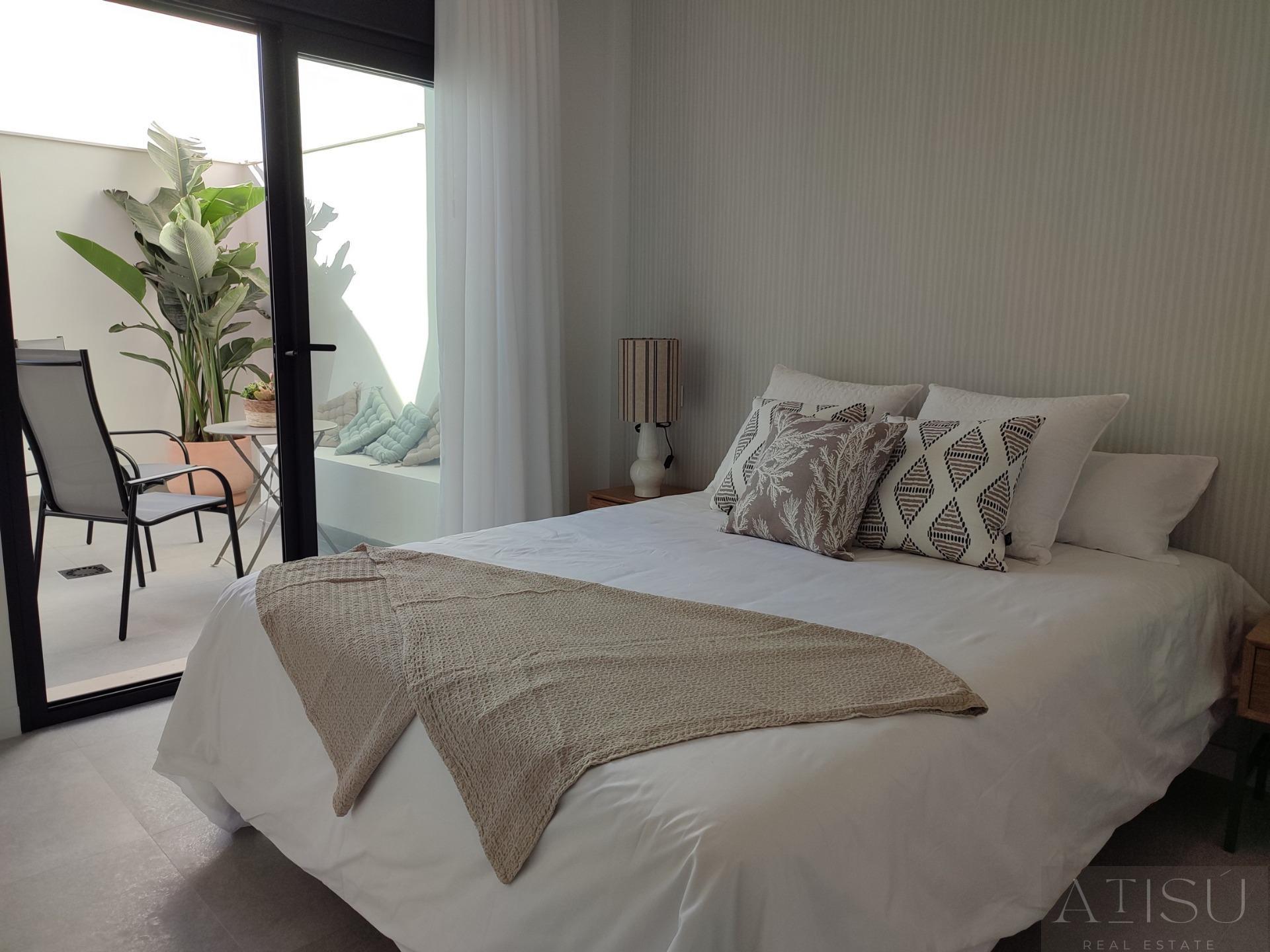 For sale of bungalow in Pilar de la horadada