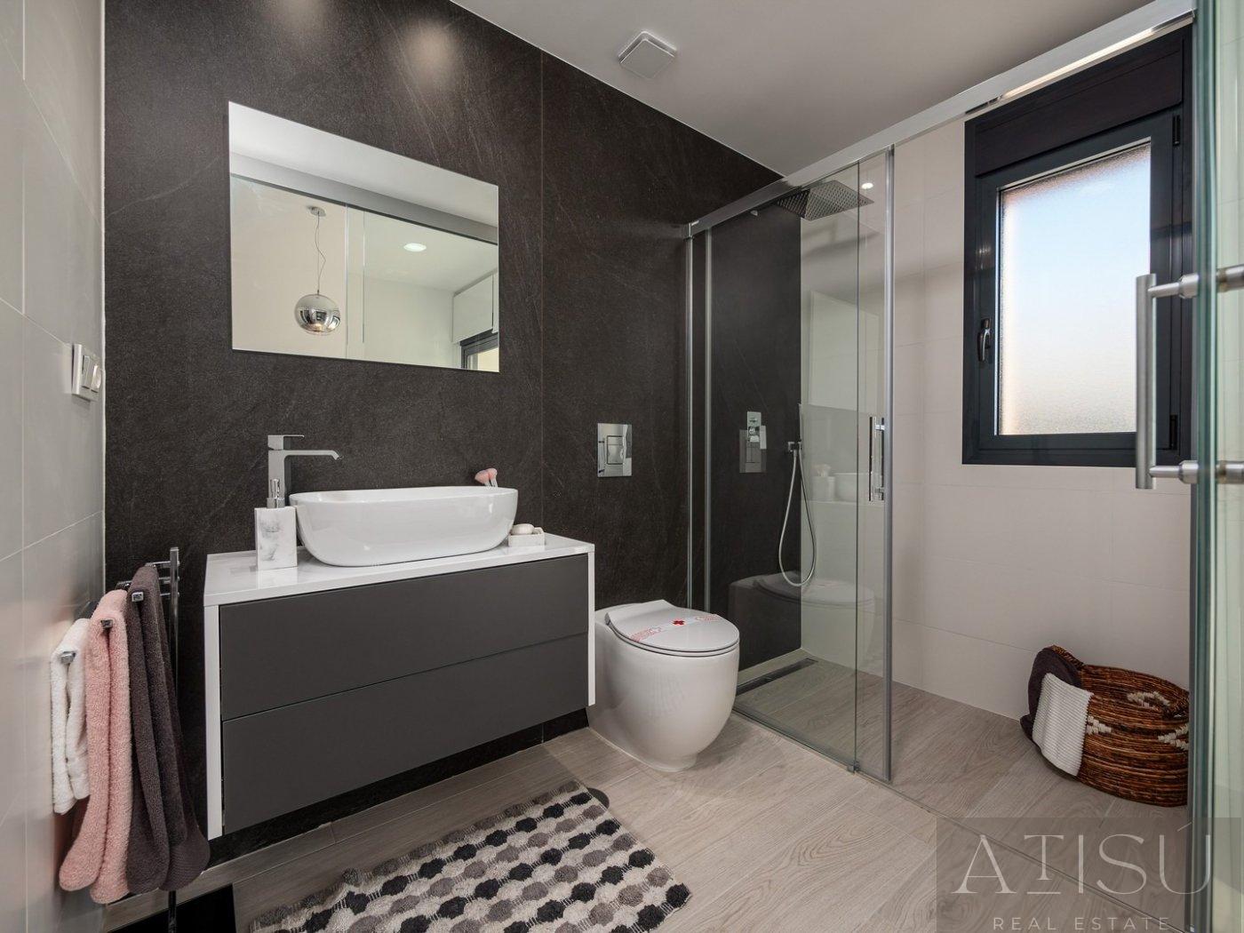 For sale of villa in Algorfa