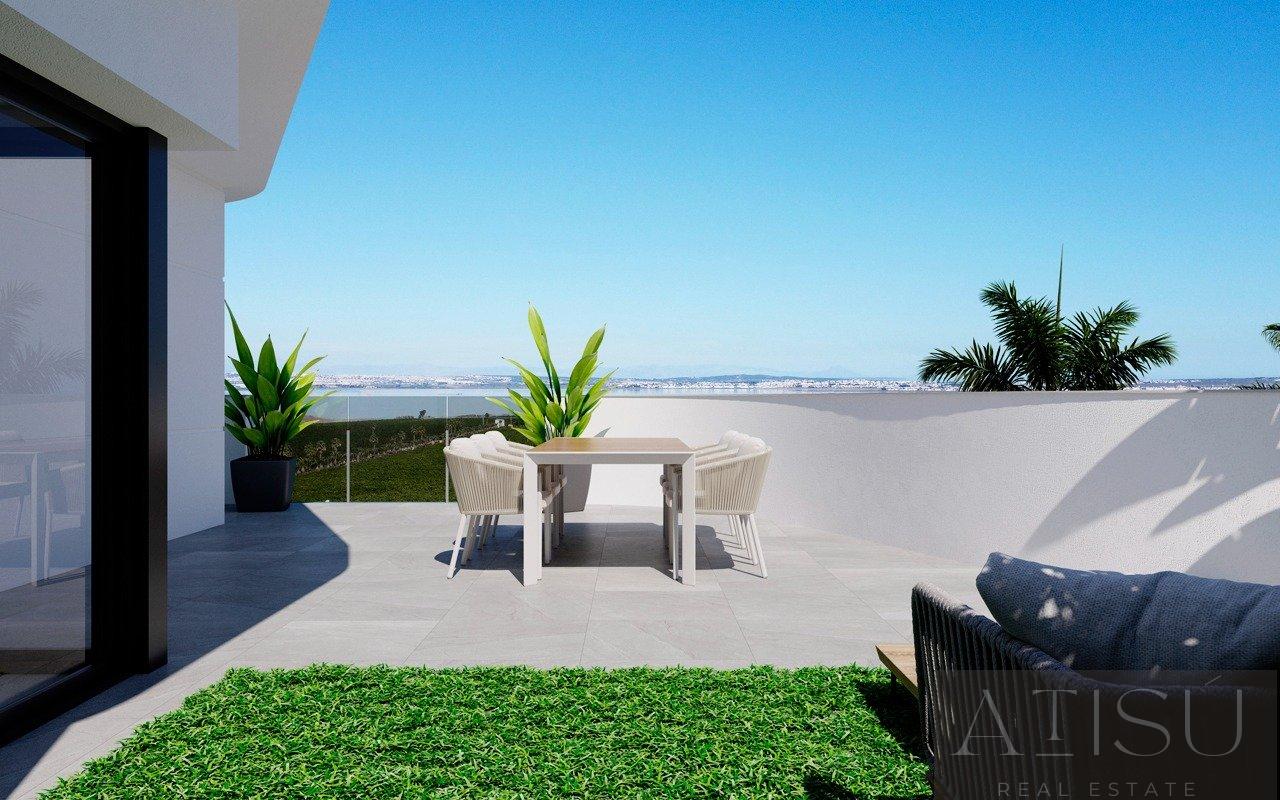 For sale of villa in Torrevieja