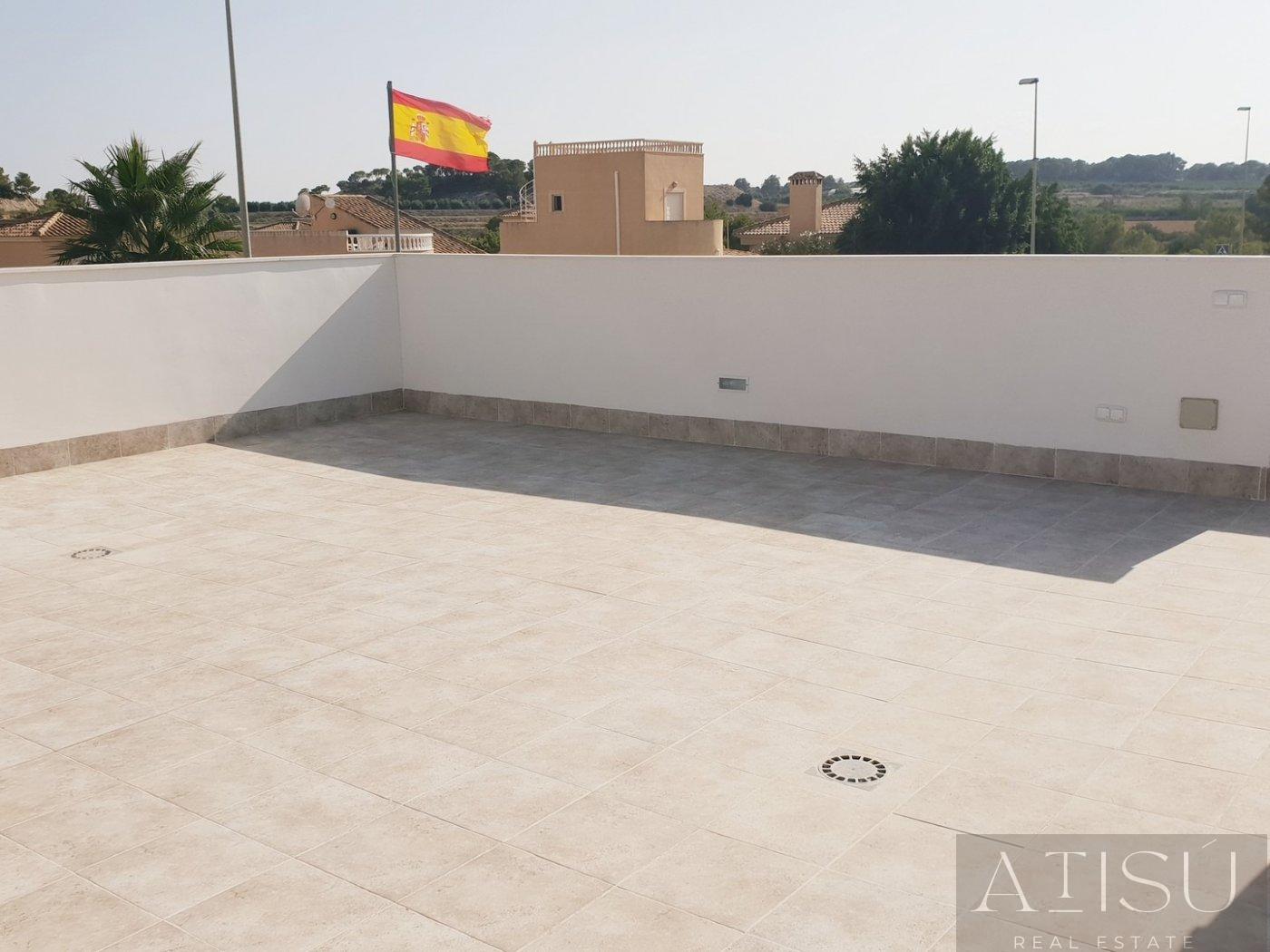 Venta de villa en Pilar de la horadada
