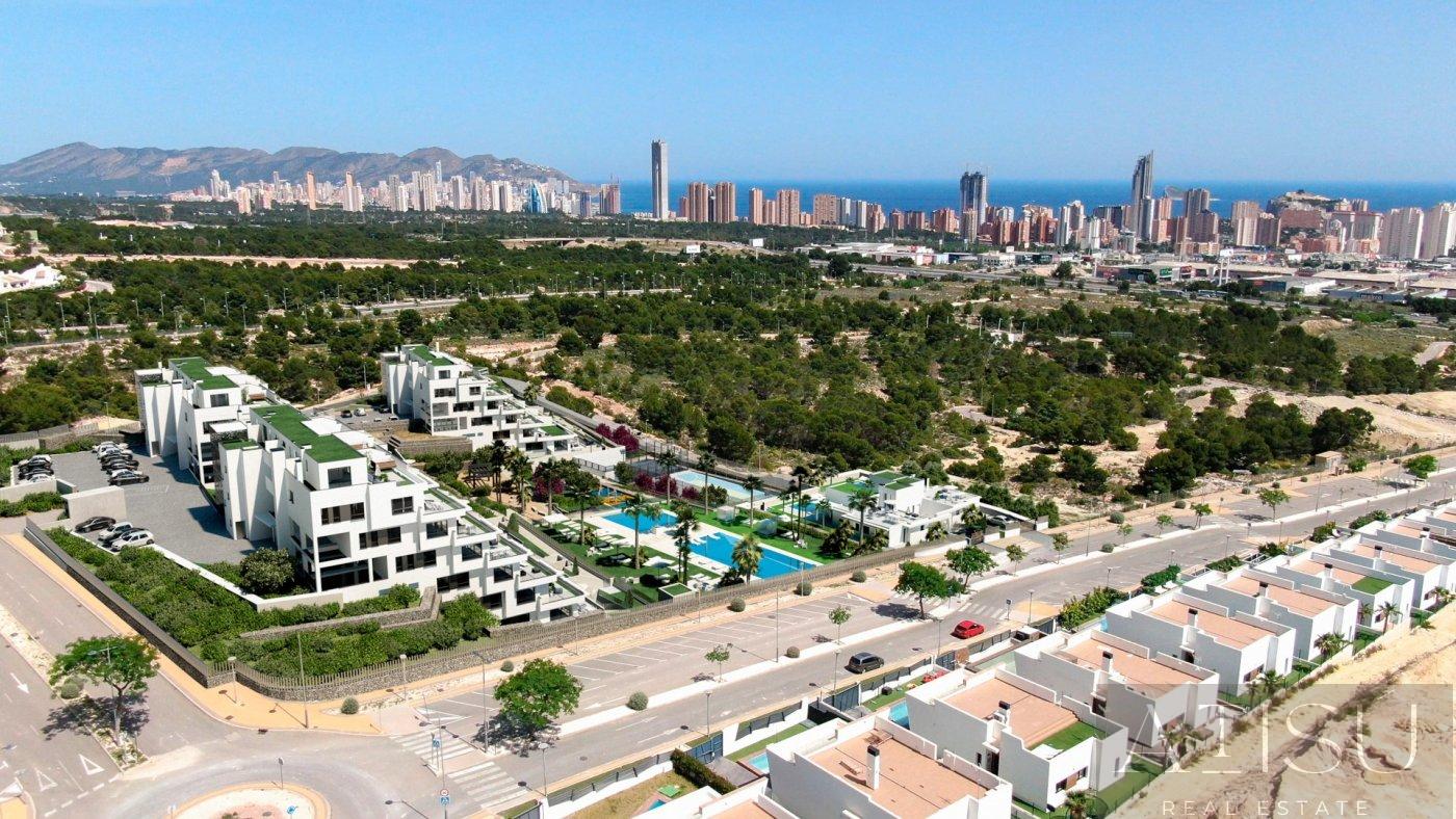 For sale of villa in Finestrat