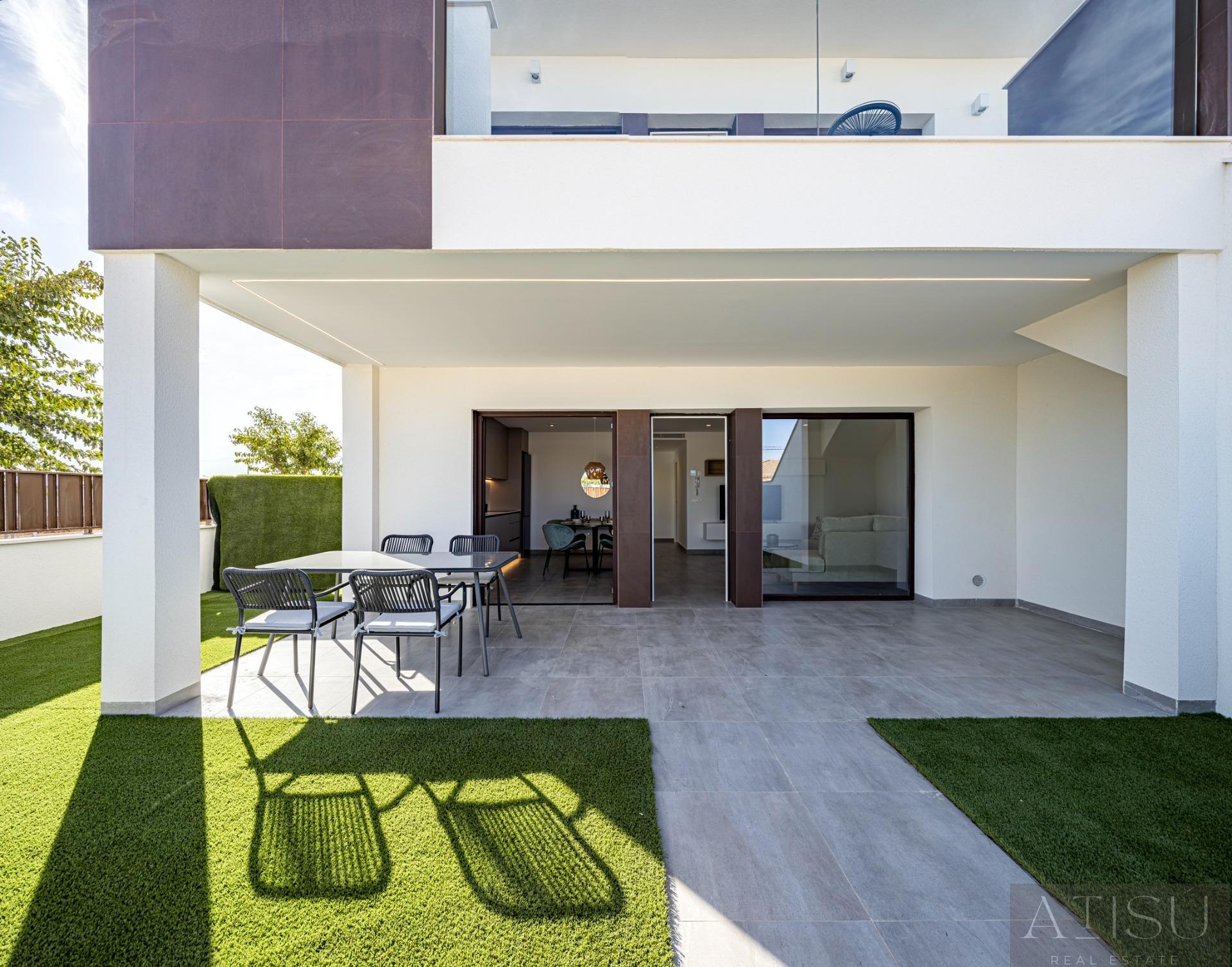 For sale of bungalow in Pilar de la horadada