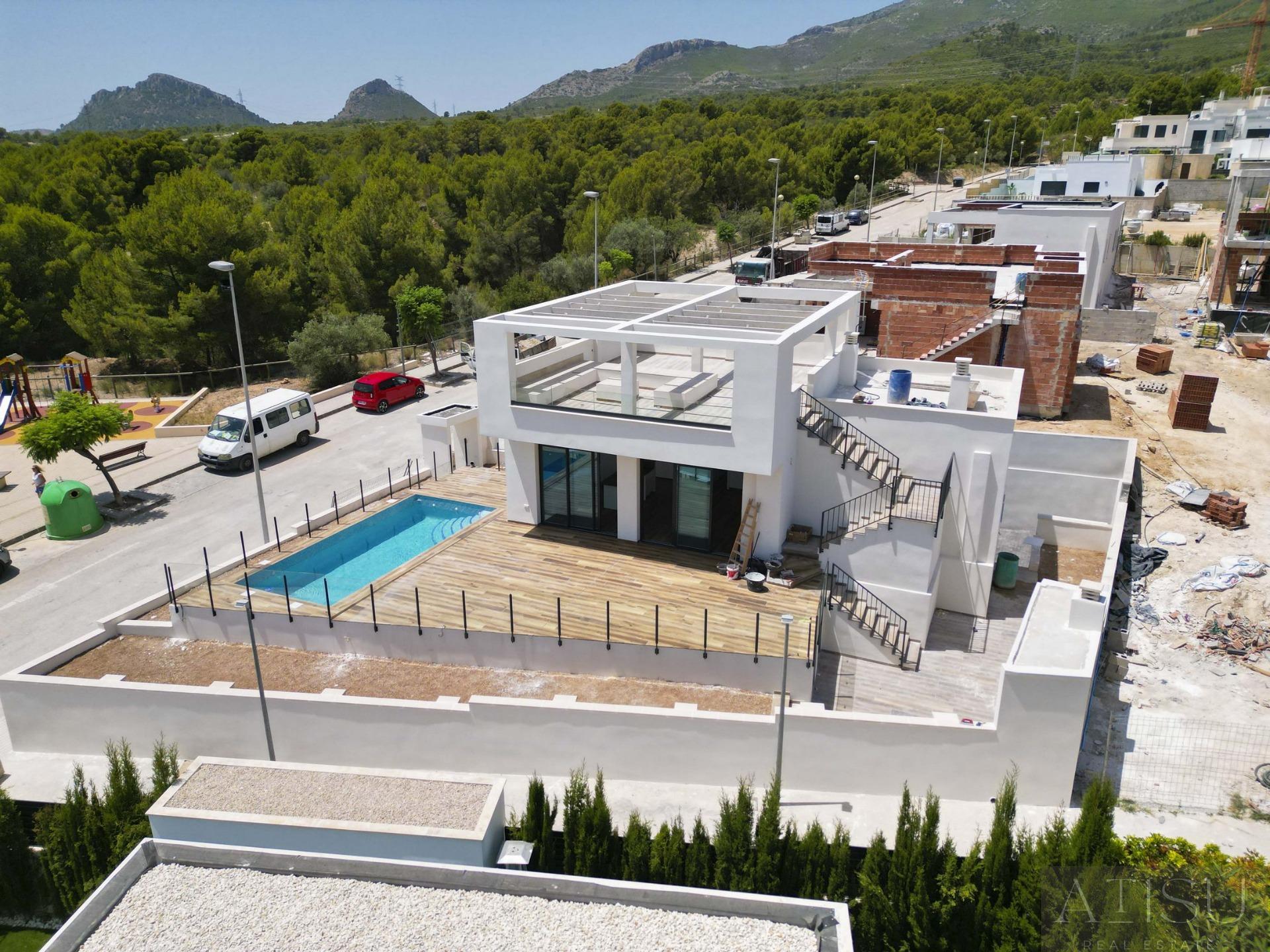For sale of villa in Polop
