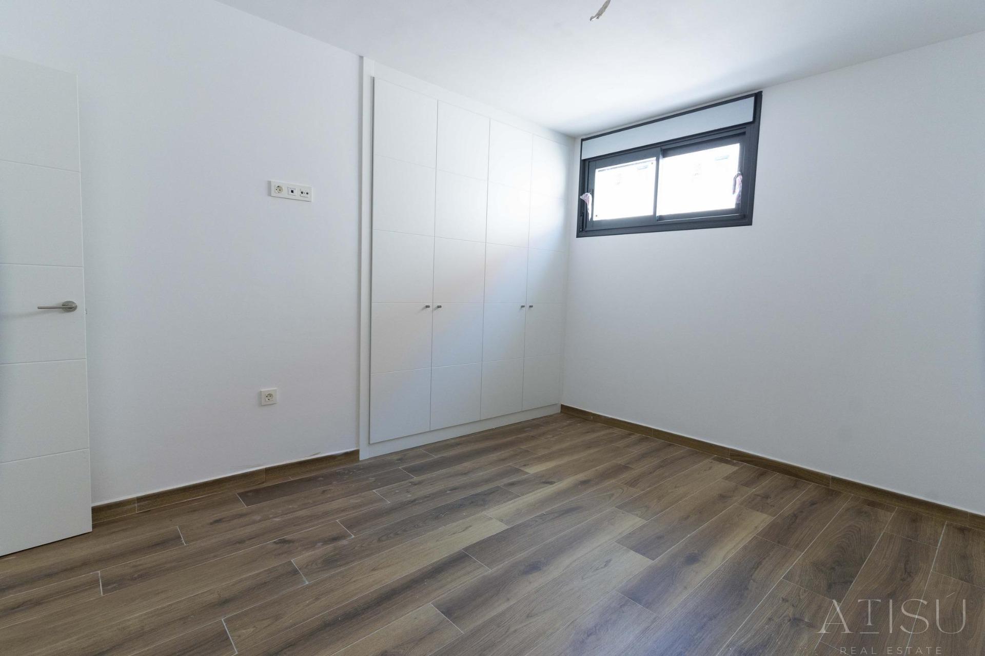 For sale of villa in Polop