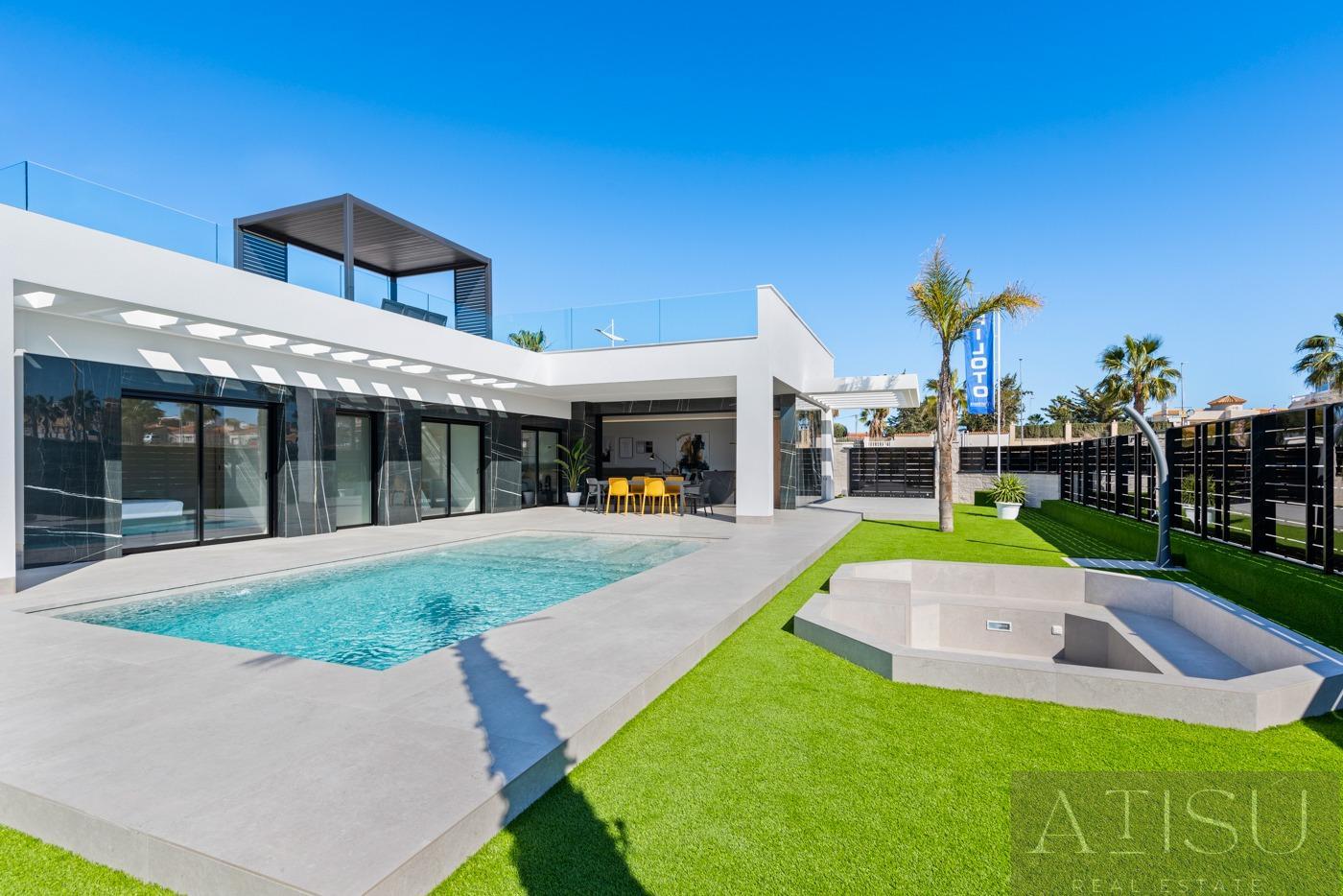 For sale of villa in Algorfa