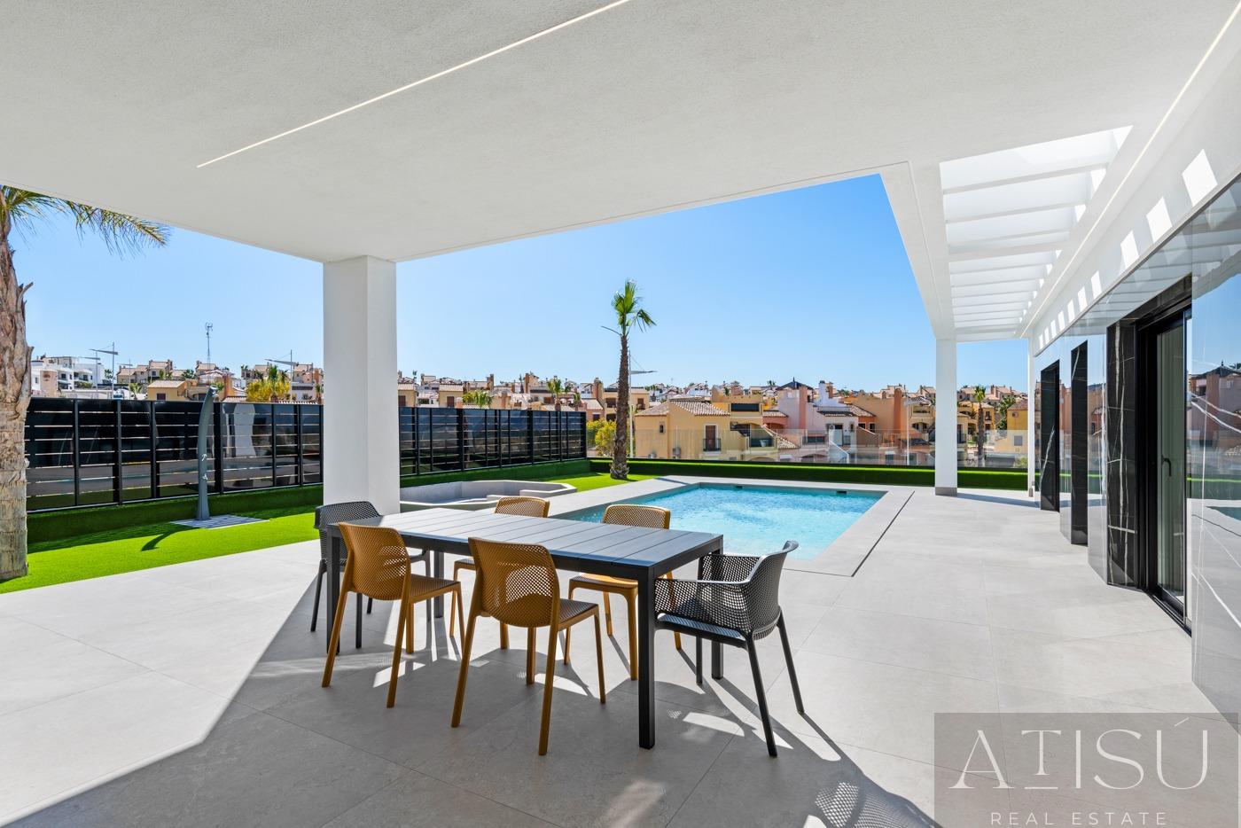 For sale of villa in Algorfa