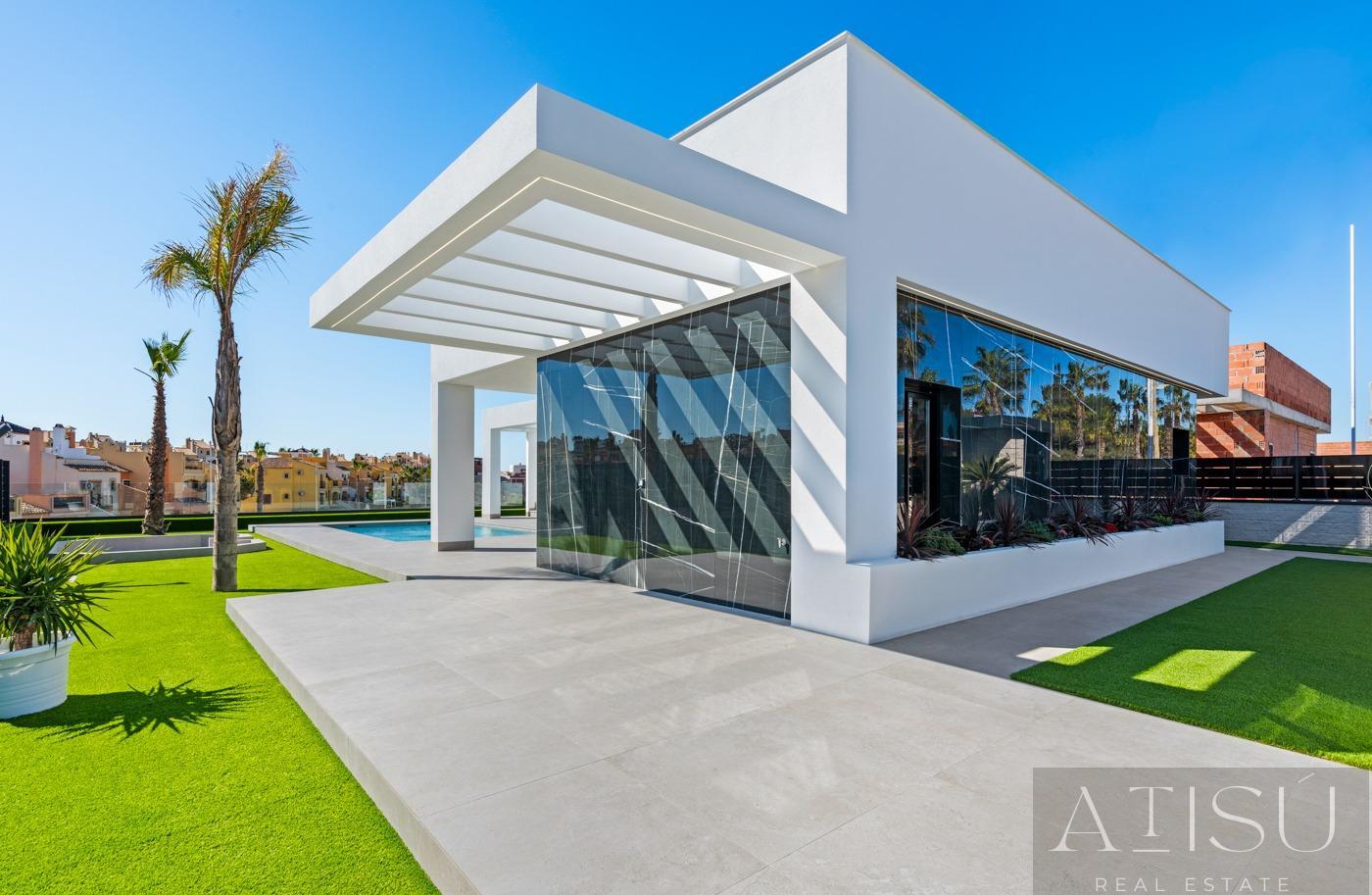 For sale of villa in Algorfa