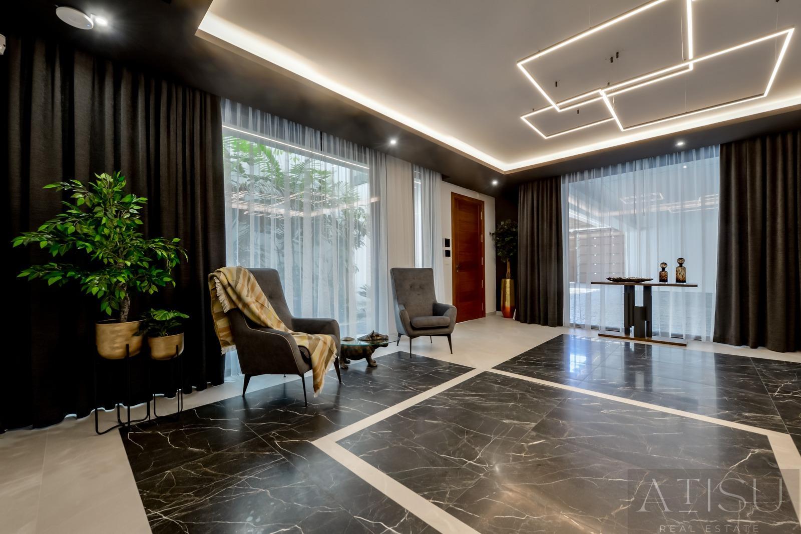 For sale of villa in Finestrat