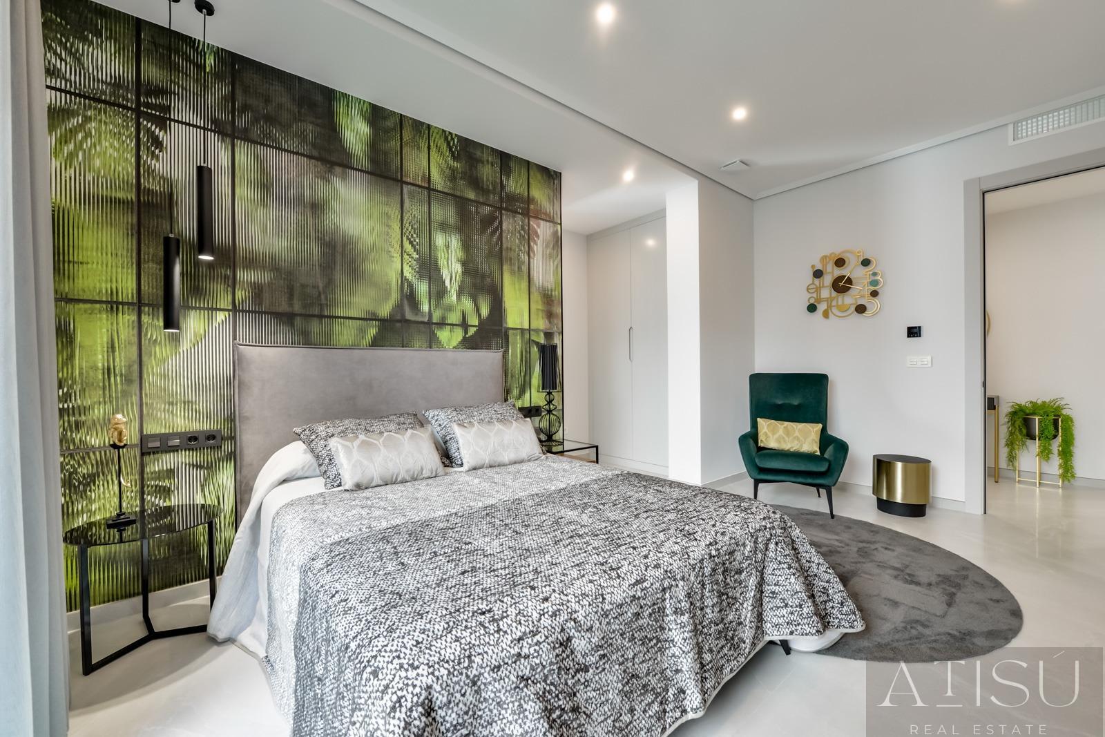 For sale of villa in Finestrat