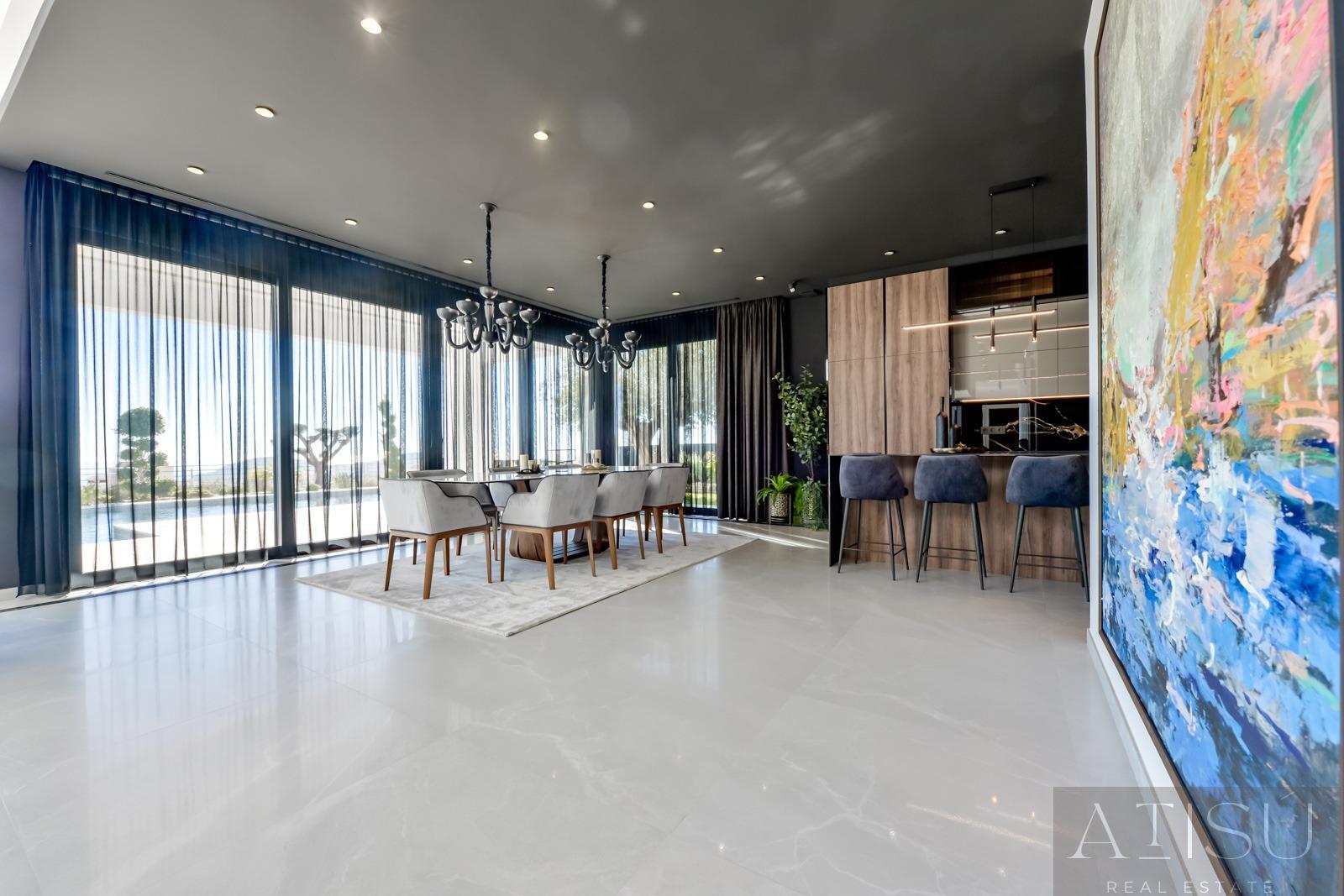 For sale of villa in Finestrat