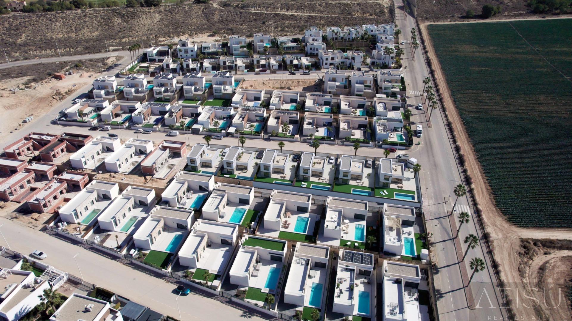 Venta de villa en Algorfa