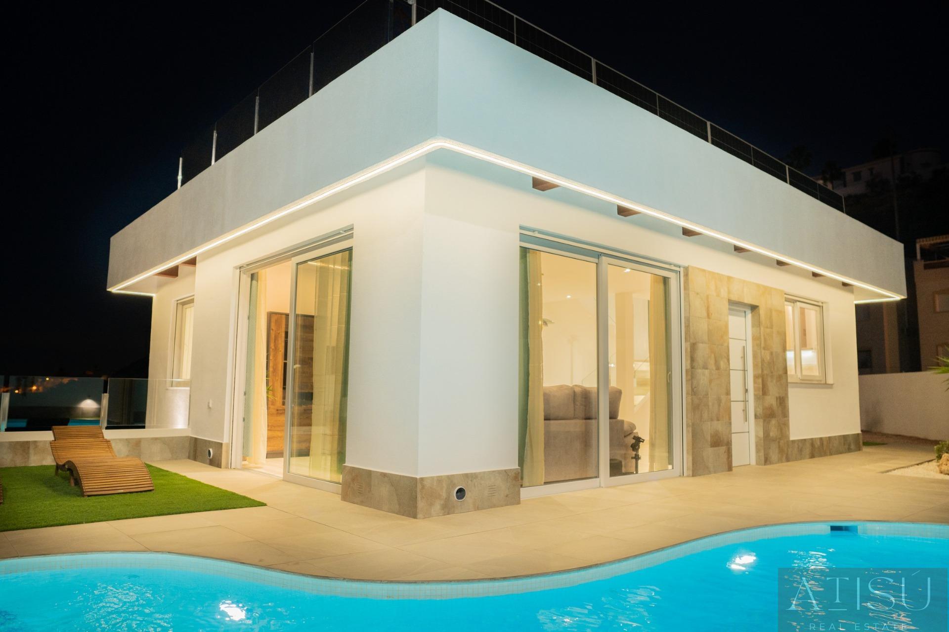 For sale of villa in Rojales