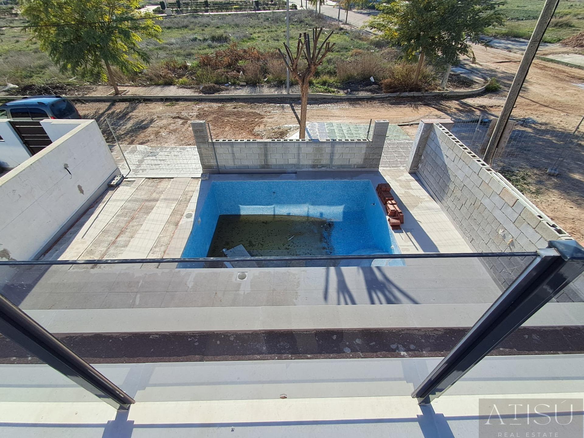 For sale of villa in Pilar de la horadada