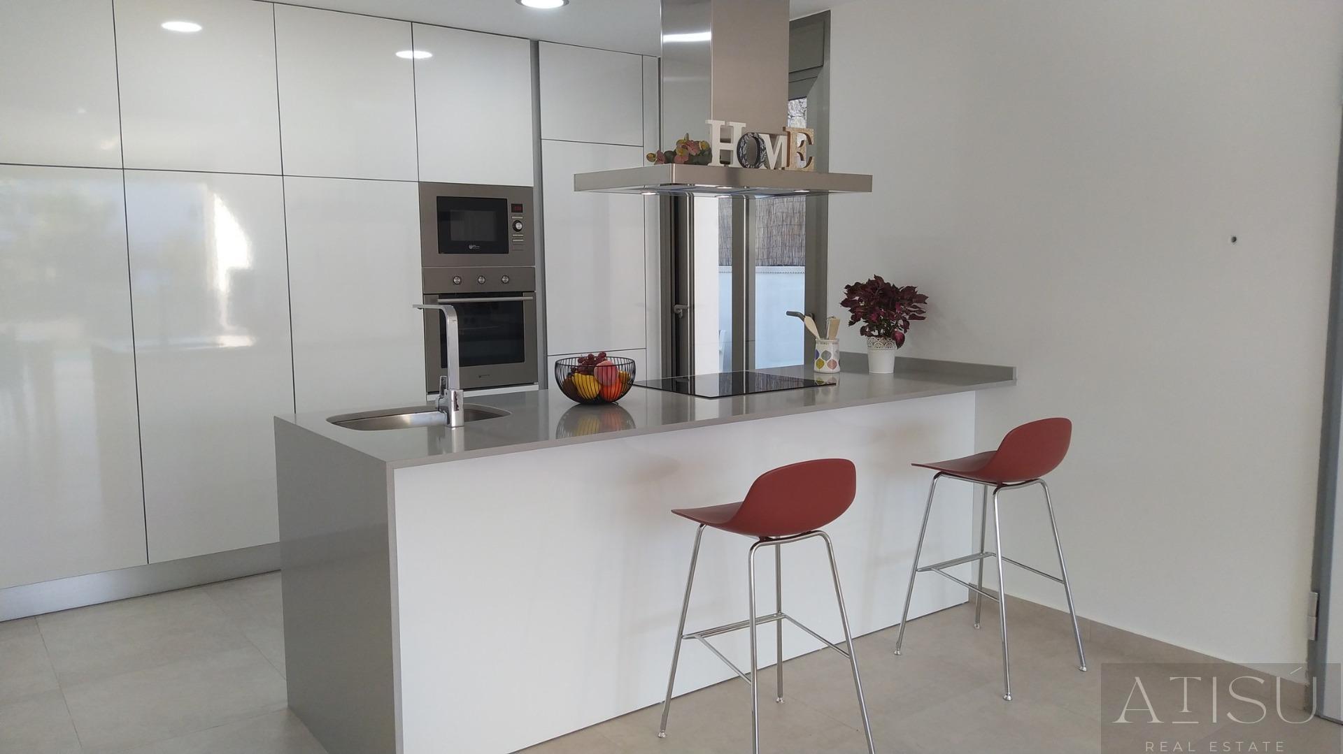 For sale of villa in Orihuela costa