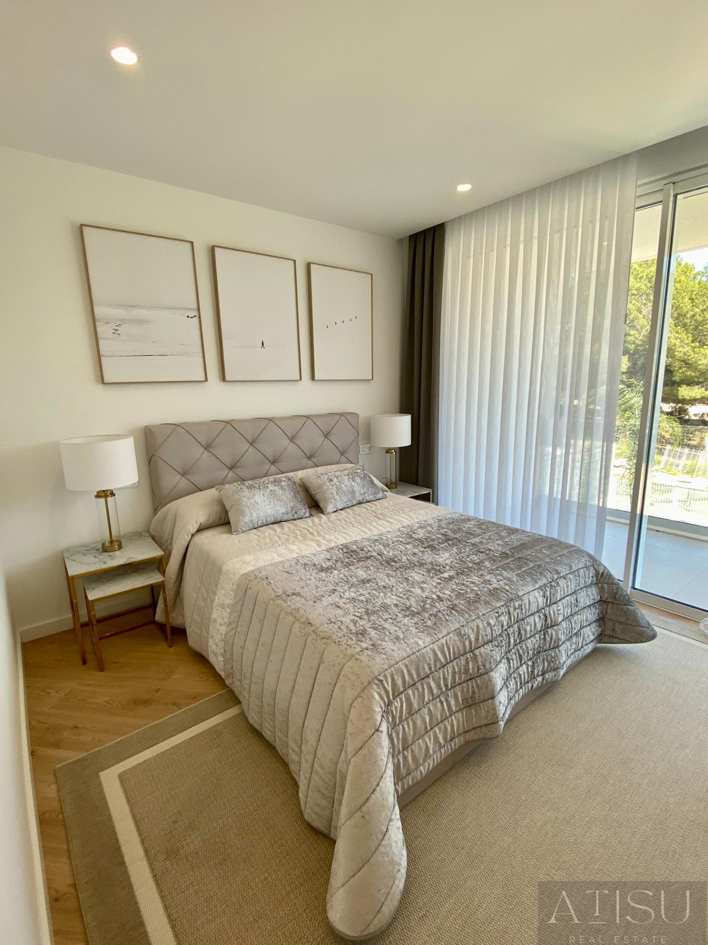 For sale of villa in Finestrat